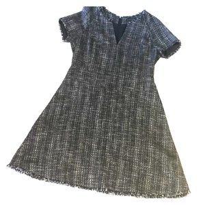 Banana Republic raw edge short-sleeved dress